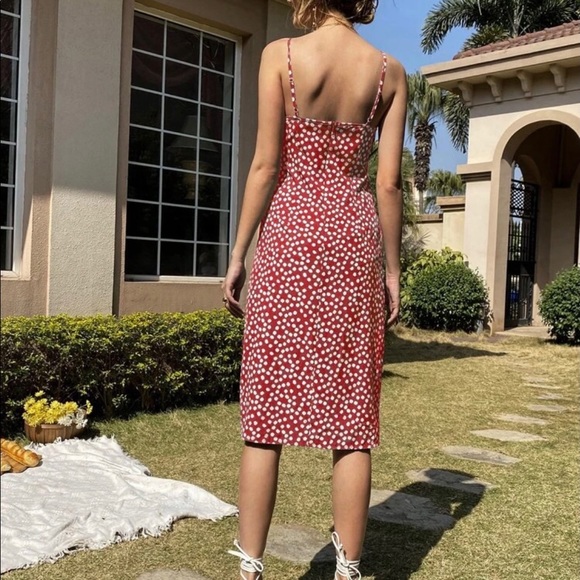 Floral spaghetti strap dress - Picture 2 of 2